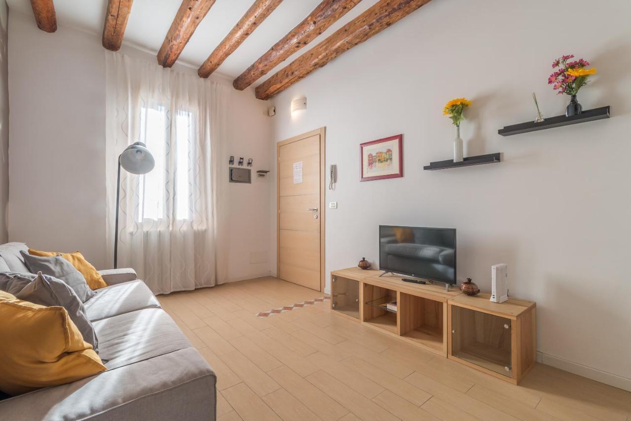 Casa Masa Close To @s.lucia Train Station Appartamento *